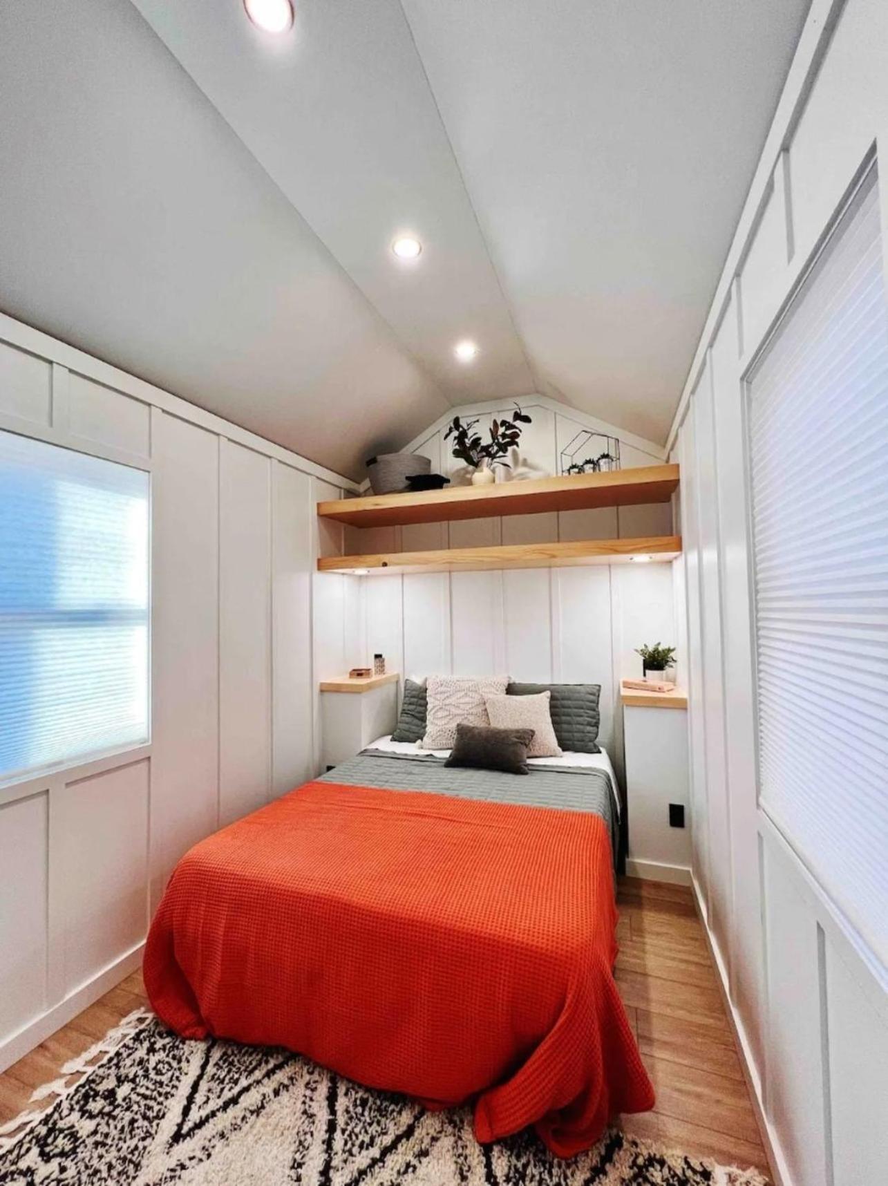 The Endeavor Tiny Home! エリザベスタウン エクステリア 写真